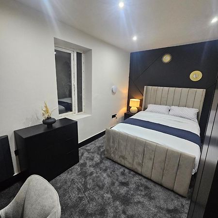 Springwood Villa Χάντερσφιλντ Εξωτερικό φωτογραφία