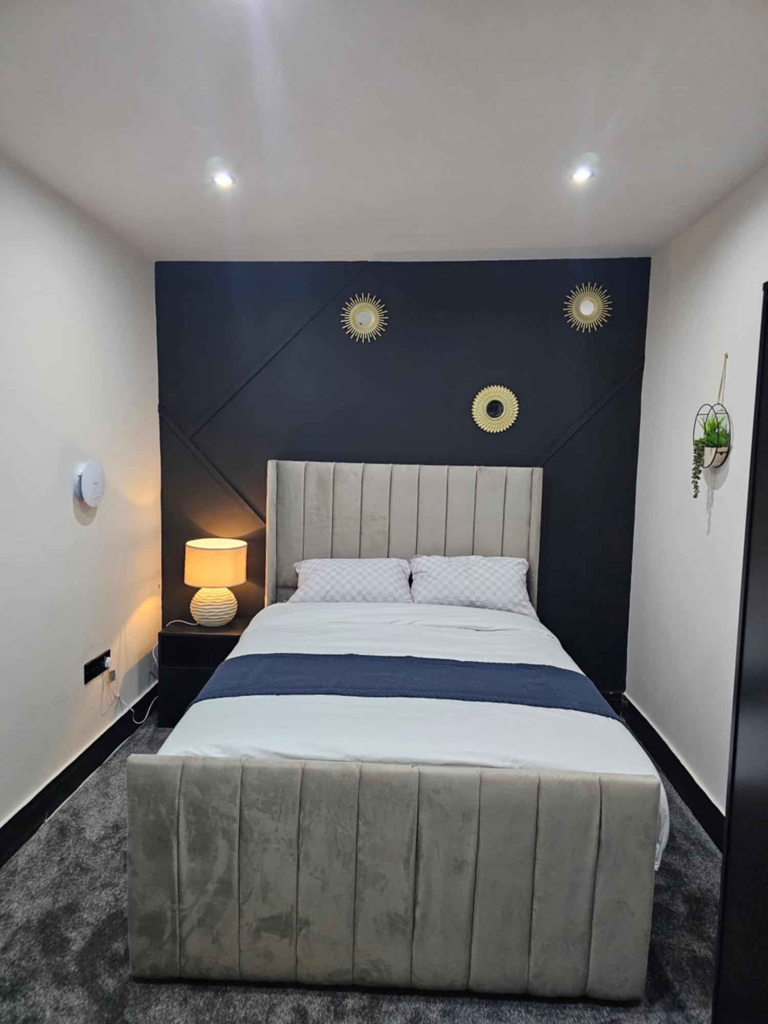 Springwood Villa Χάντερσφιλντ Εξωτερικό φωτογραφία